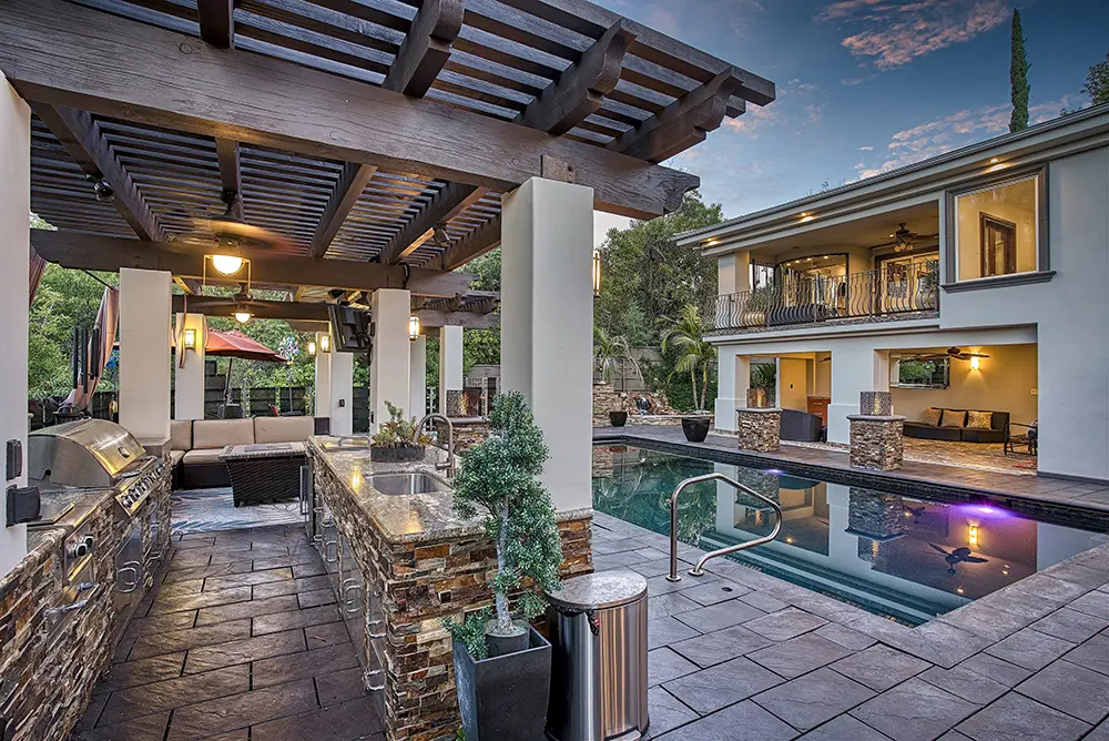 4760-Corbin-Ave-Twilight~06